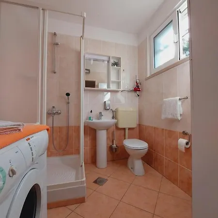 Cozy Vacation House With Fireplace And Big Terase,close To The Sea Casa vacanze